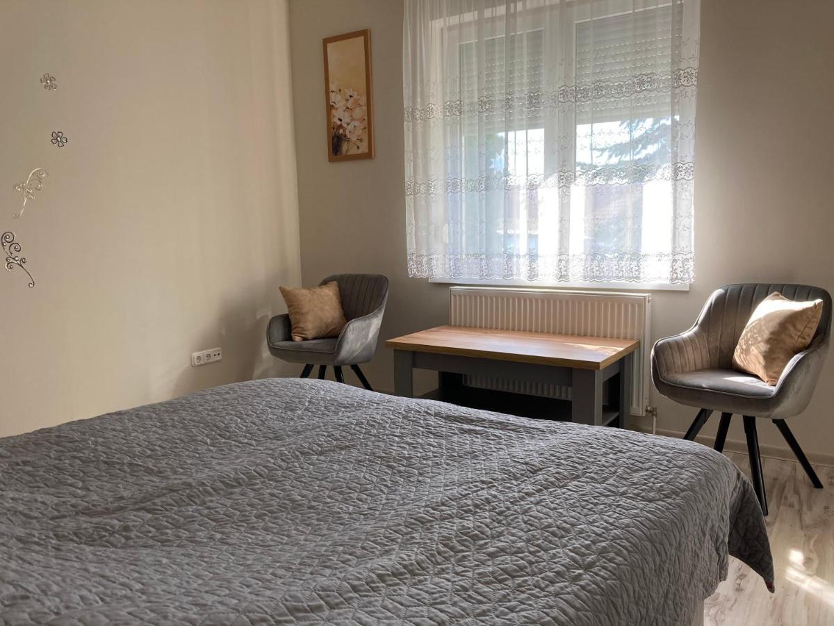 Kristály Apartman Eger Kültér fotó