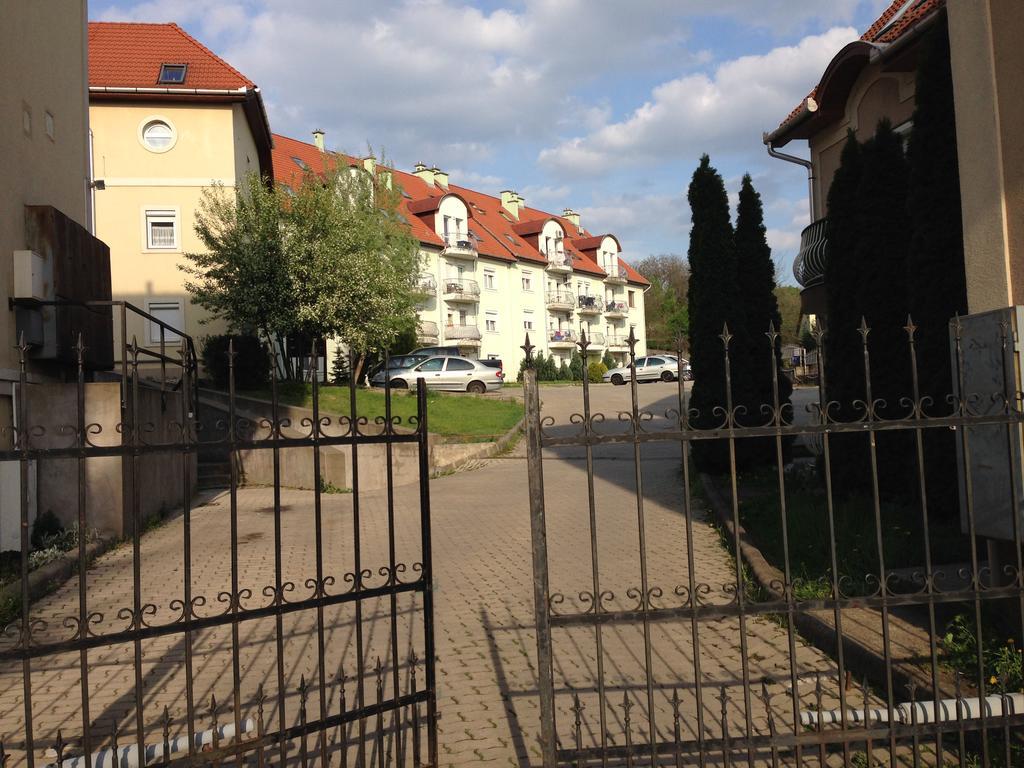 Kristály Apartman Eger Kültér fotó