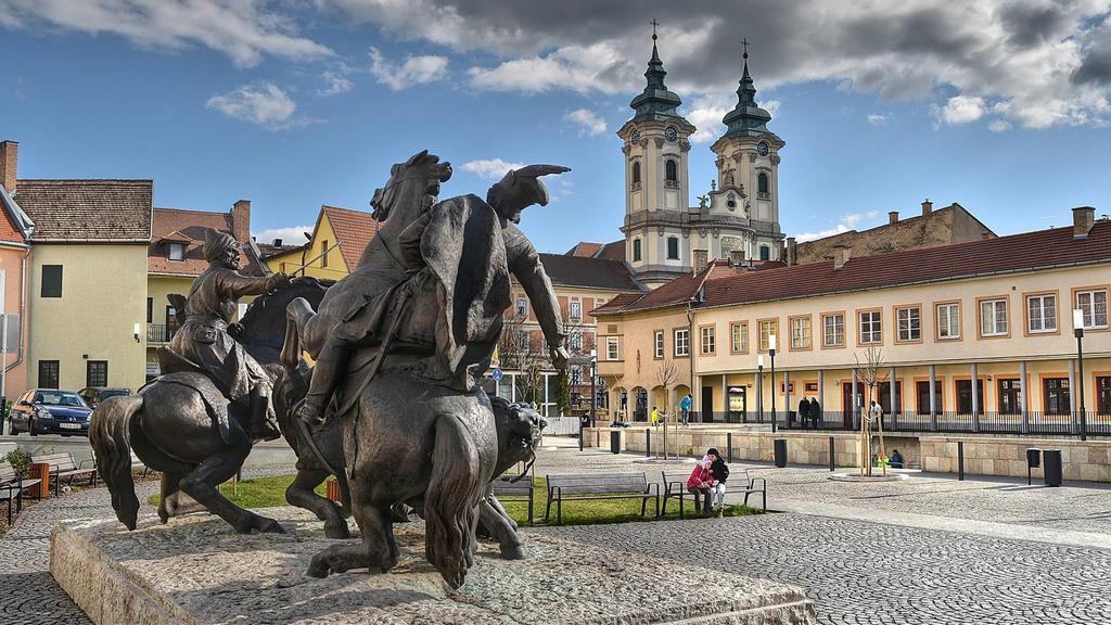 Kristály Apartman Eger Kültér fotó